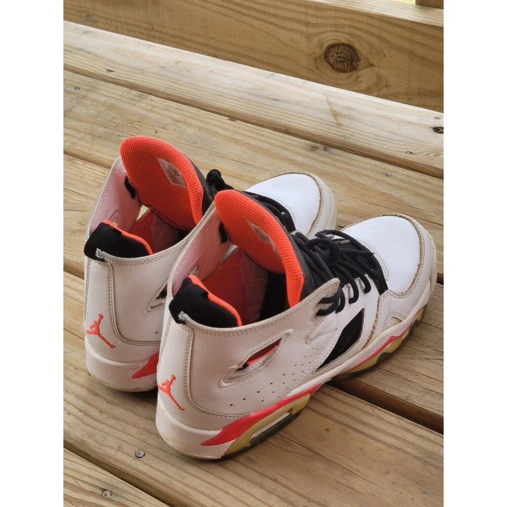 Jordan Air Jordan 6 Retro GS White Black Orange DM1685-106 Size 7Y